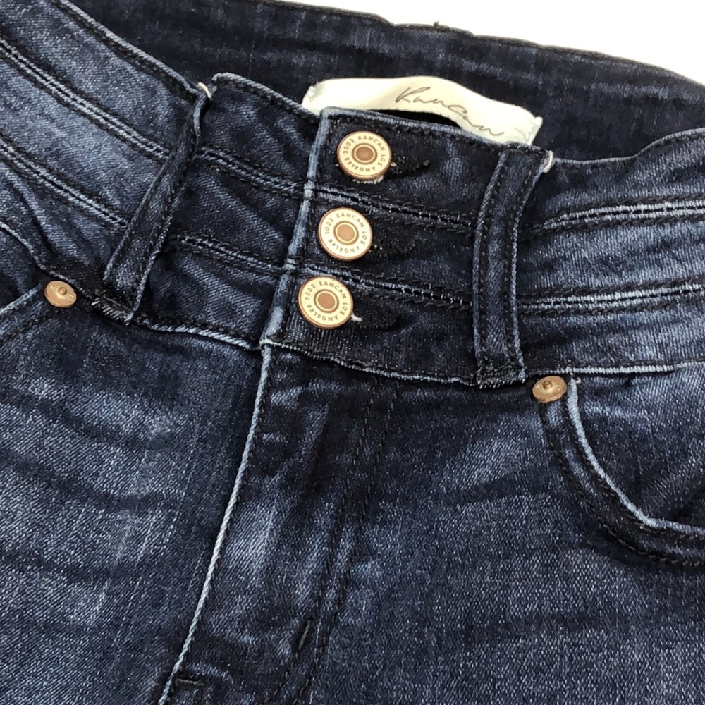 KANCAN DARKWASH HIGH WAIST 3-BUTTON SKINNY JEANS 3/25x29 ⭐️